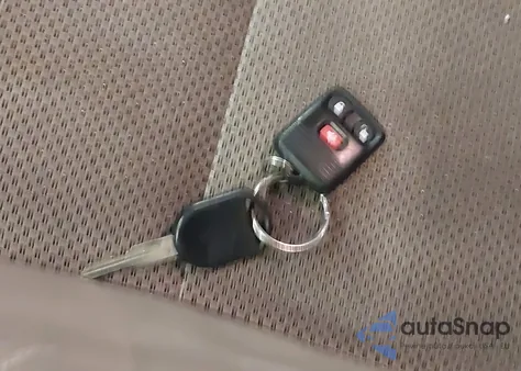 2006 Ford Escape Xlt z USA, uszkodzony, nr VIN 1FMYU03186KA68258